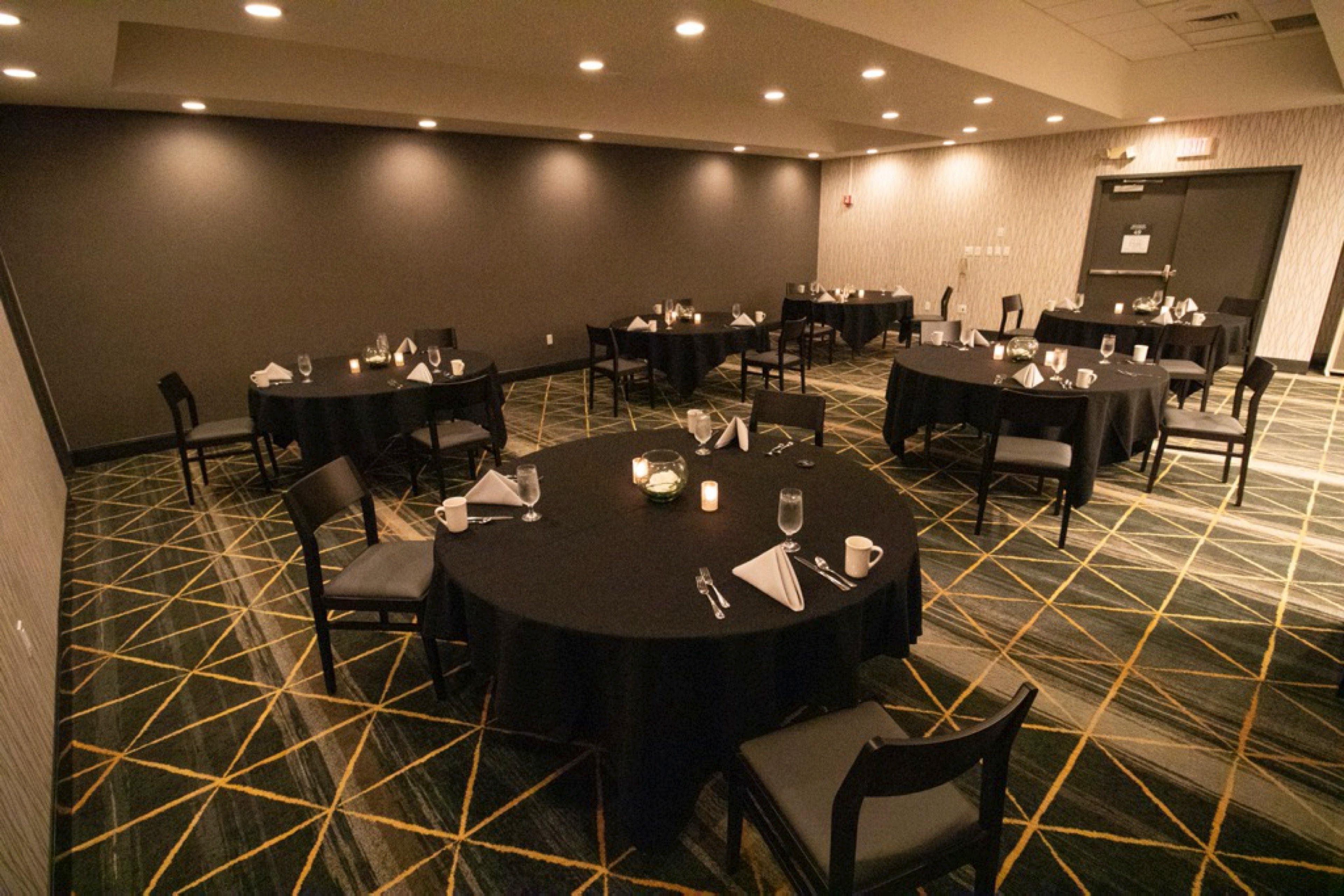 Holiday Inn Grand Rapids Downtown By Ihg Exterior photo