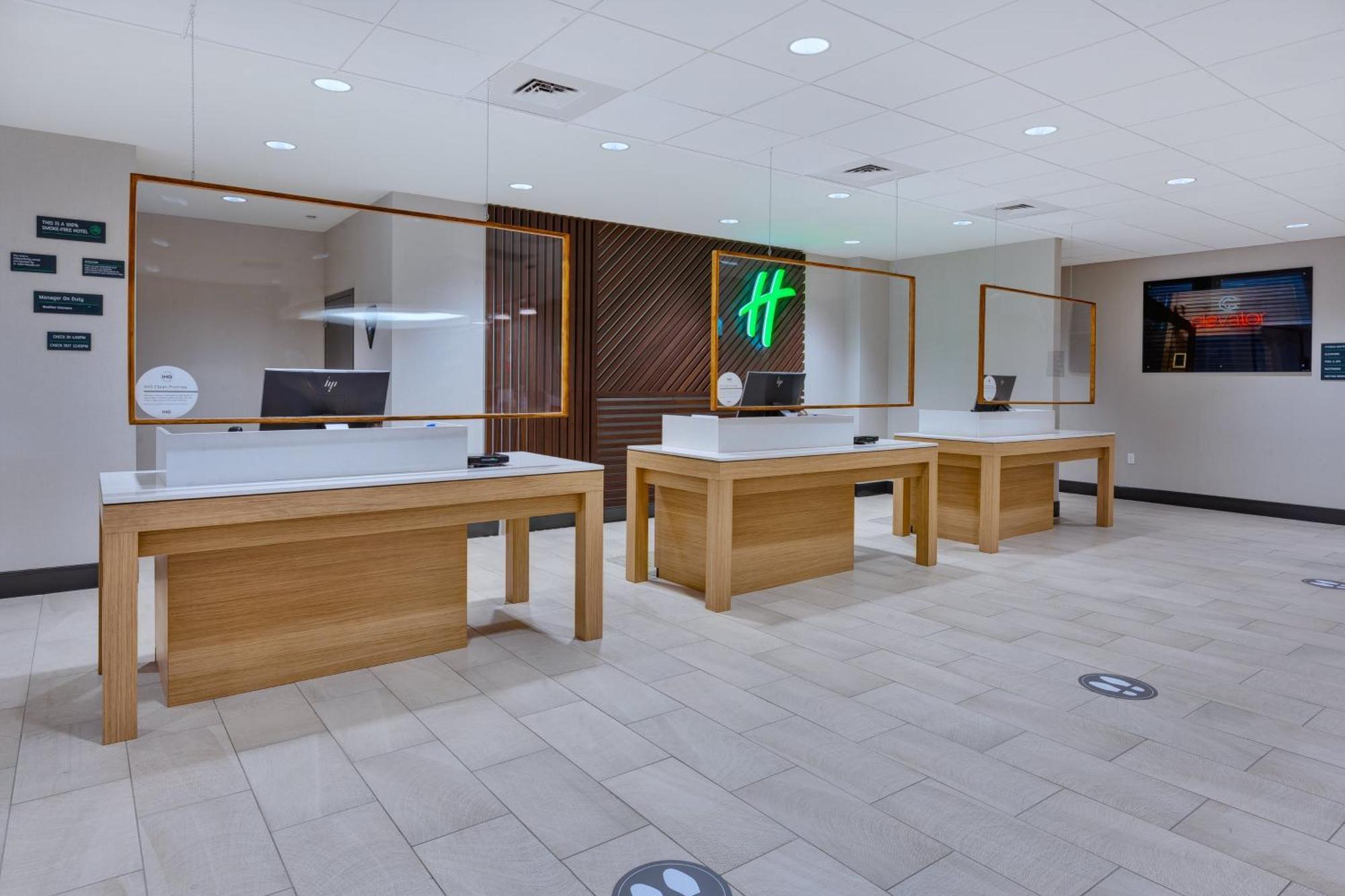 Holiday Inn Grand Rapids Downtown By Ihg Exterior photo